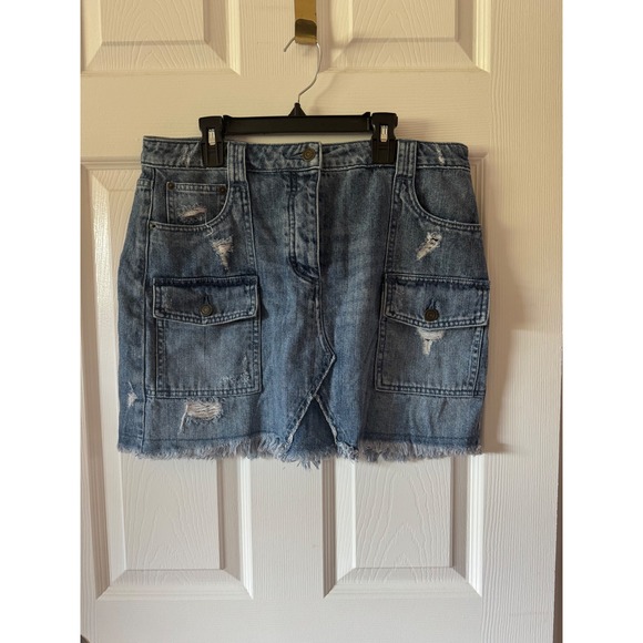 Michael Kors Dresses & Skirts - Michael Kors Denim Cargo‎ Mini Skirt Distressed Frayed Hem Women's Size 10